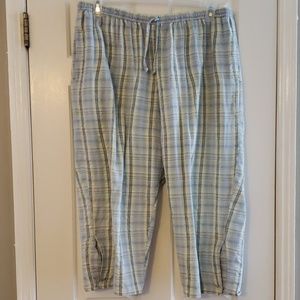 Women's fashion bug 18/20 w linen capri pants